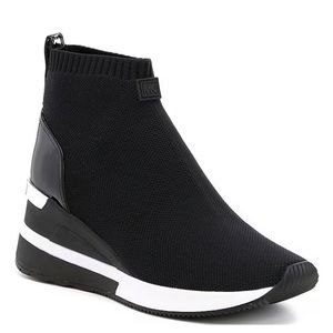 Michael Kors Skyler Bootie WOMENS SZ 11, Black